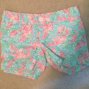 lilly lobstah roll shorts